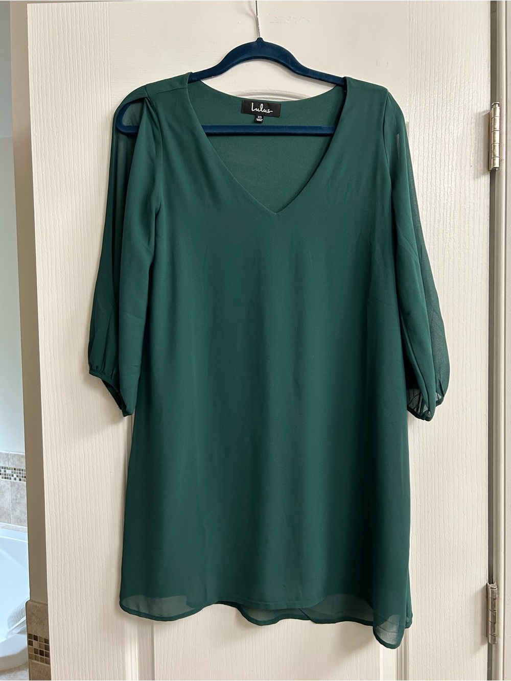 Lulu's Deep Green V-Neck Shift Dress